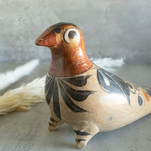 Vintage Hand-Painted Tonala Mexican Folk Art Pottery Bird Figurine/Dove