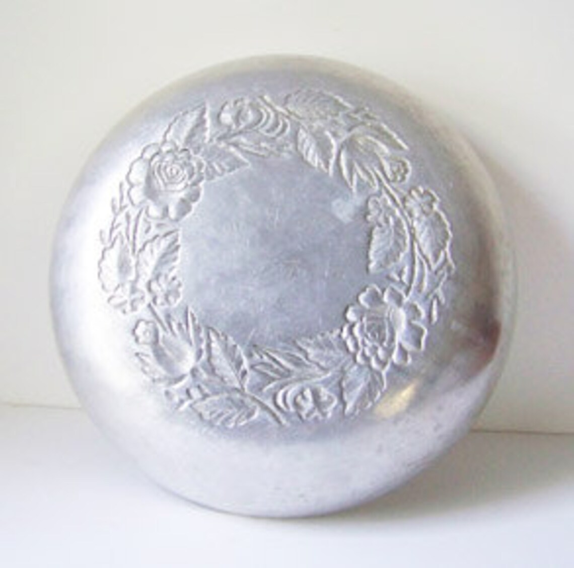 Large Everlast Aluminum Bowl / Serving Bowl / Floral Etsy