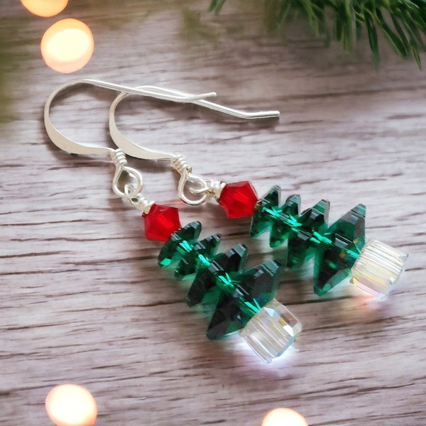 Swarovski Emerald Green Christmas Holiday Tree Earrings