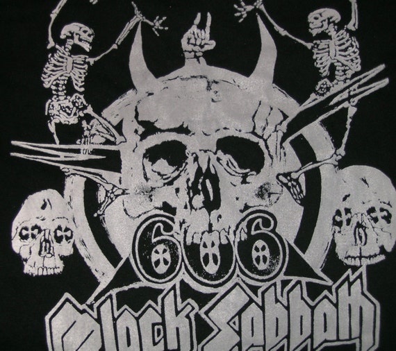 BLACK SABBATH ~~ Used T-shirt