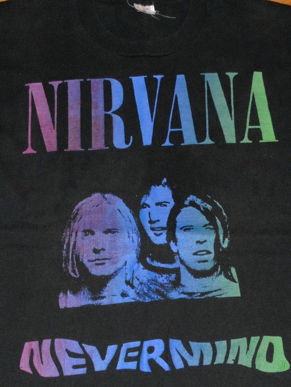NIRVANA ; 1990S ART ; USED T Shirt !!