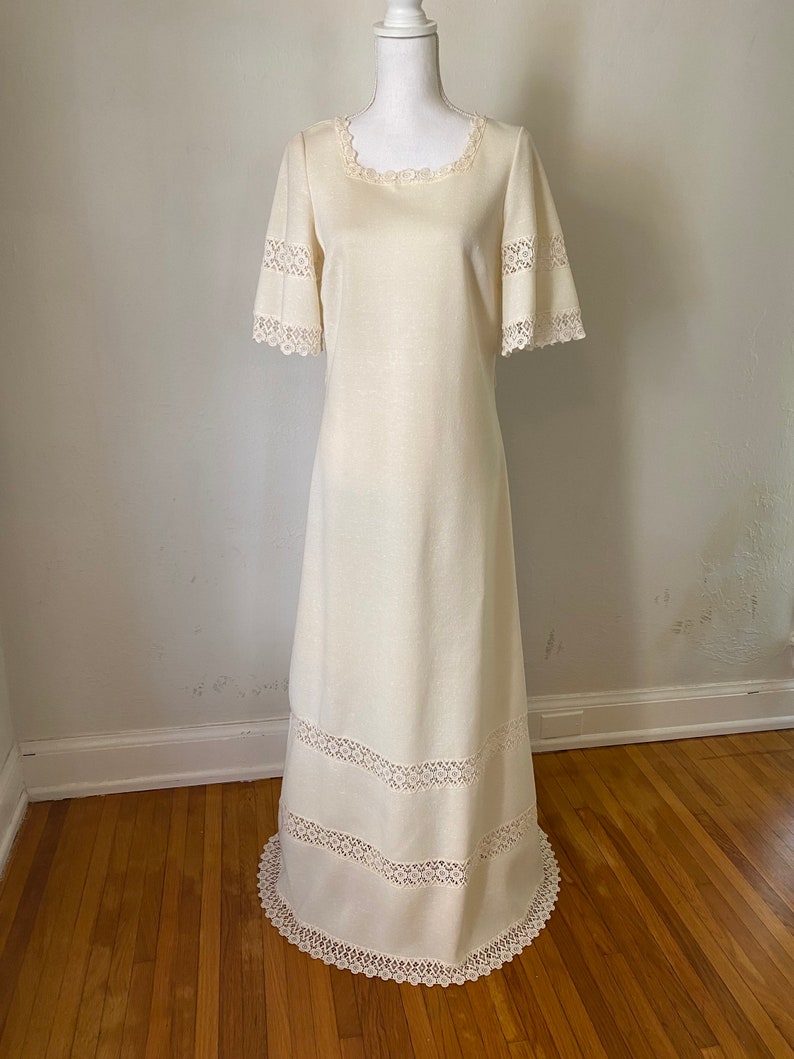 Vintage 1970s Boho Prairie Natural Cream Flutter Sleeve Maxi Gown 70s Linen look Textured Lace Square neck Wedding Dress image 1