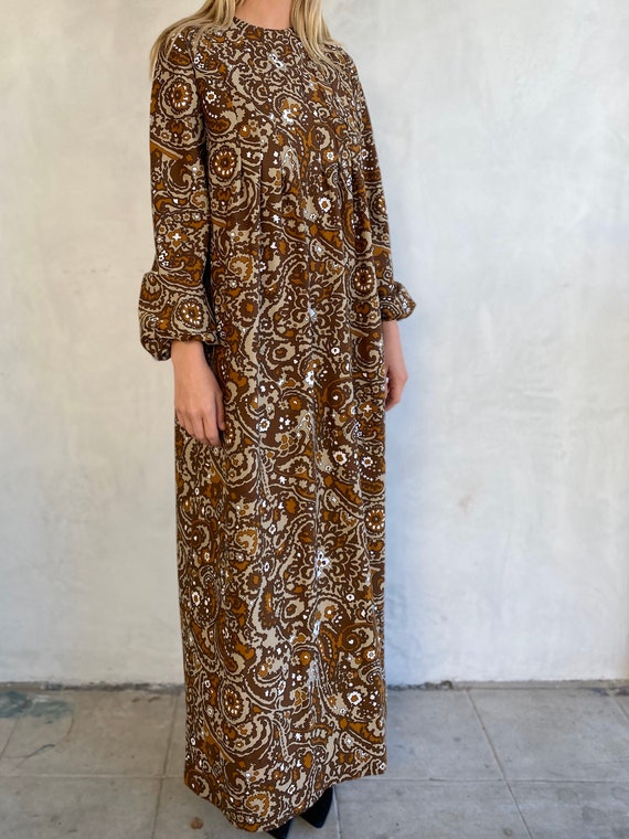 Stunning 70s Vintage Brown & Tan Paisley Print Ma… - image 3