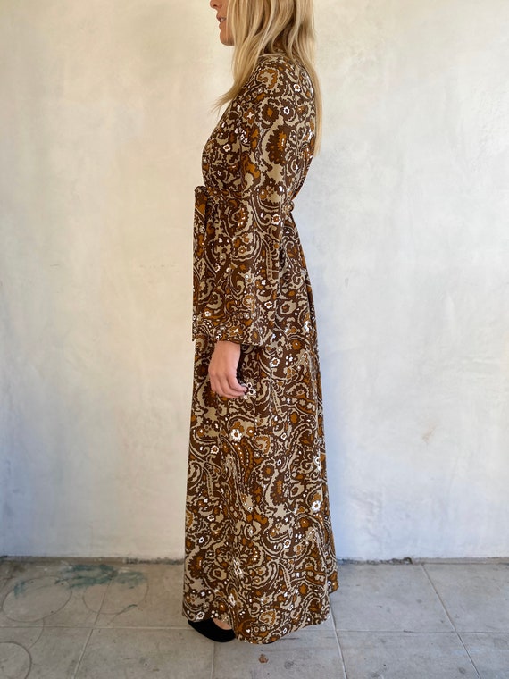 Stunning 70s Vintage Brown & Tan Paisley Print Ma… - image 5