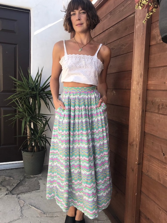 Vintage Pastel Geometric Print Midi Skirt