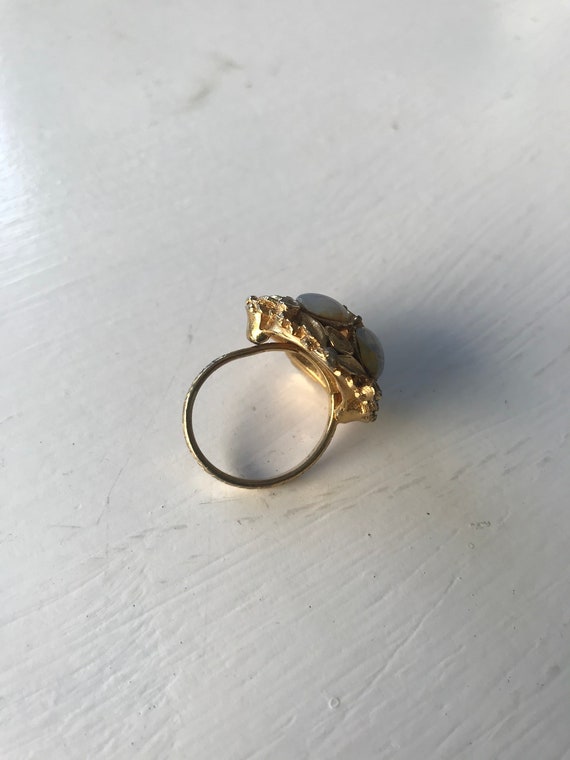 Vintage Gold Tone Opal Moonstone Statement Ring -… - image 9