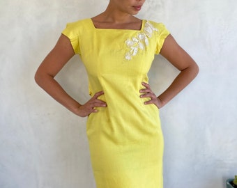 Stunning Vintage 1950s Canary Yellow Tailored Mini Dress - Silk / Linen weave Madmen Sexy Wiggle Dress - Jerry Parnis