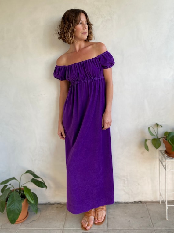 Vintage 70s Deep Purple Terrycloth Off Shoulder Ma