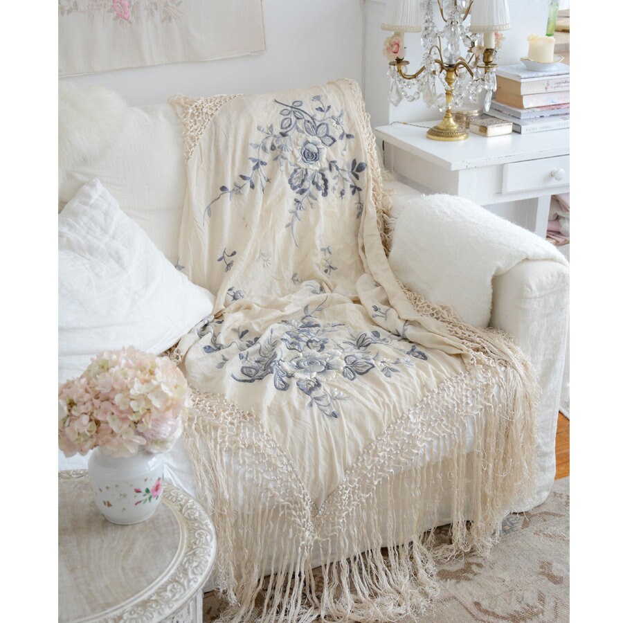 Ravissant Antique Français Châle de Piano