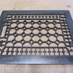 Vintage Cast Iron Register Grate > Antique Old Heat Vent Furnace Hardware 10961.  12 x 9 opening