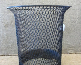 Vintage Marked Wire Mesh Waste Basket Can > Northwestern Expanded Metal Company Antique Old Metal Primitive Furniture Trash Garbage 11047