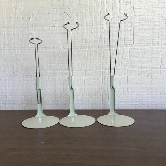 small doll stands