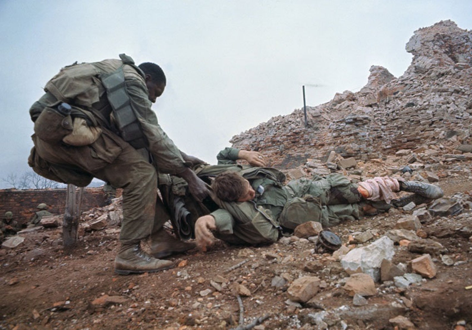 Vietnam War Wounded Soldier Dragged to Safety Photo 4x6 5x7 & Etsy