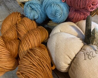 Naturally Dyed 100% Wool Yarn