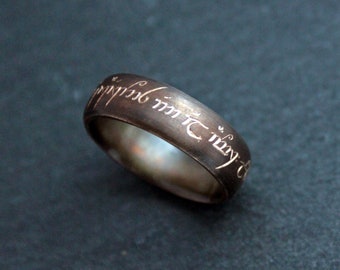 Personalized Vintage elven band ring, custom runes. Tolkien Tengwar. Owieru elvish art.