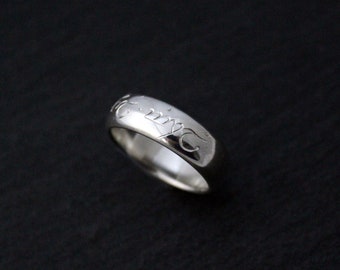 Custom Elvish Ring with Cursive Runes. Sterling Silver. Personalized with 1 Phrase. Engraved using Burin Technique. Owieru Wedding Ring.