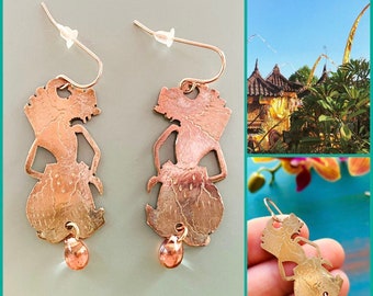 Ohrringe "Bali" aus den Enden zweier indonesischer Löffel (Kupfer, versilbert), Besteckschmuck