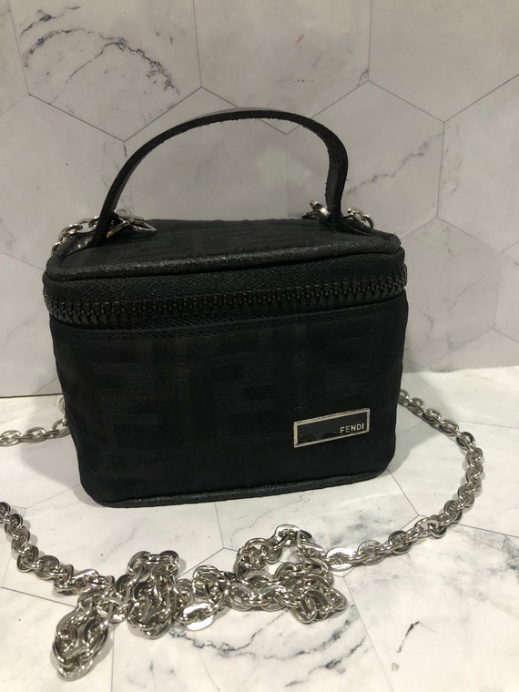 fendi pouch black