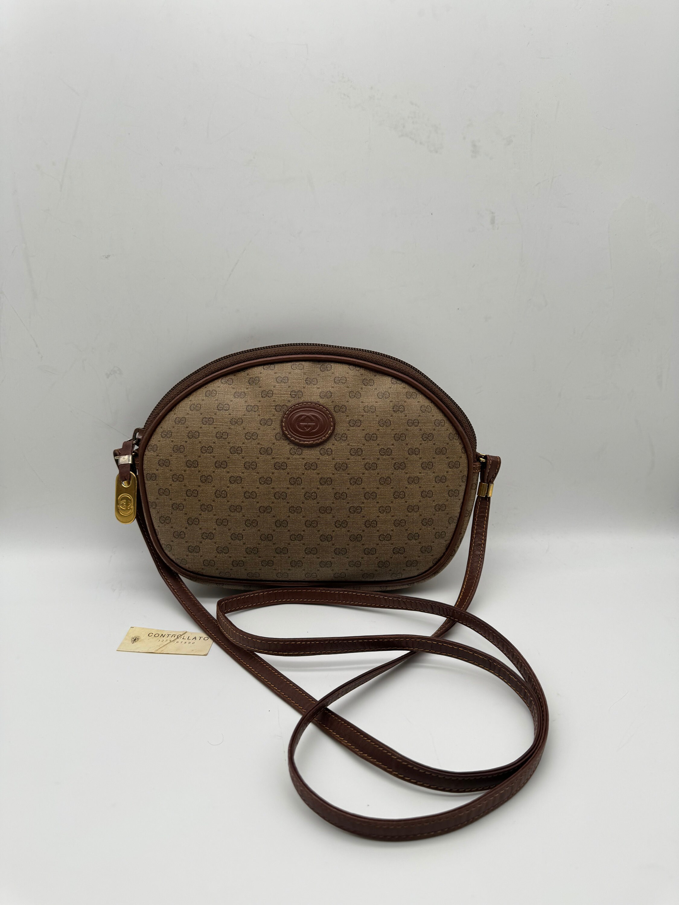 Gucci store oval bag
