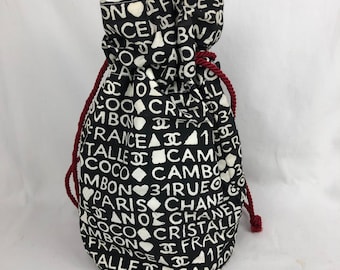 Buy CHANEL 31 Rue Cambon Cosmetic Drawstring Pouch Adding Strap