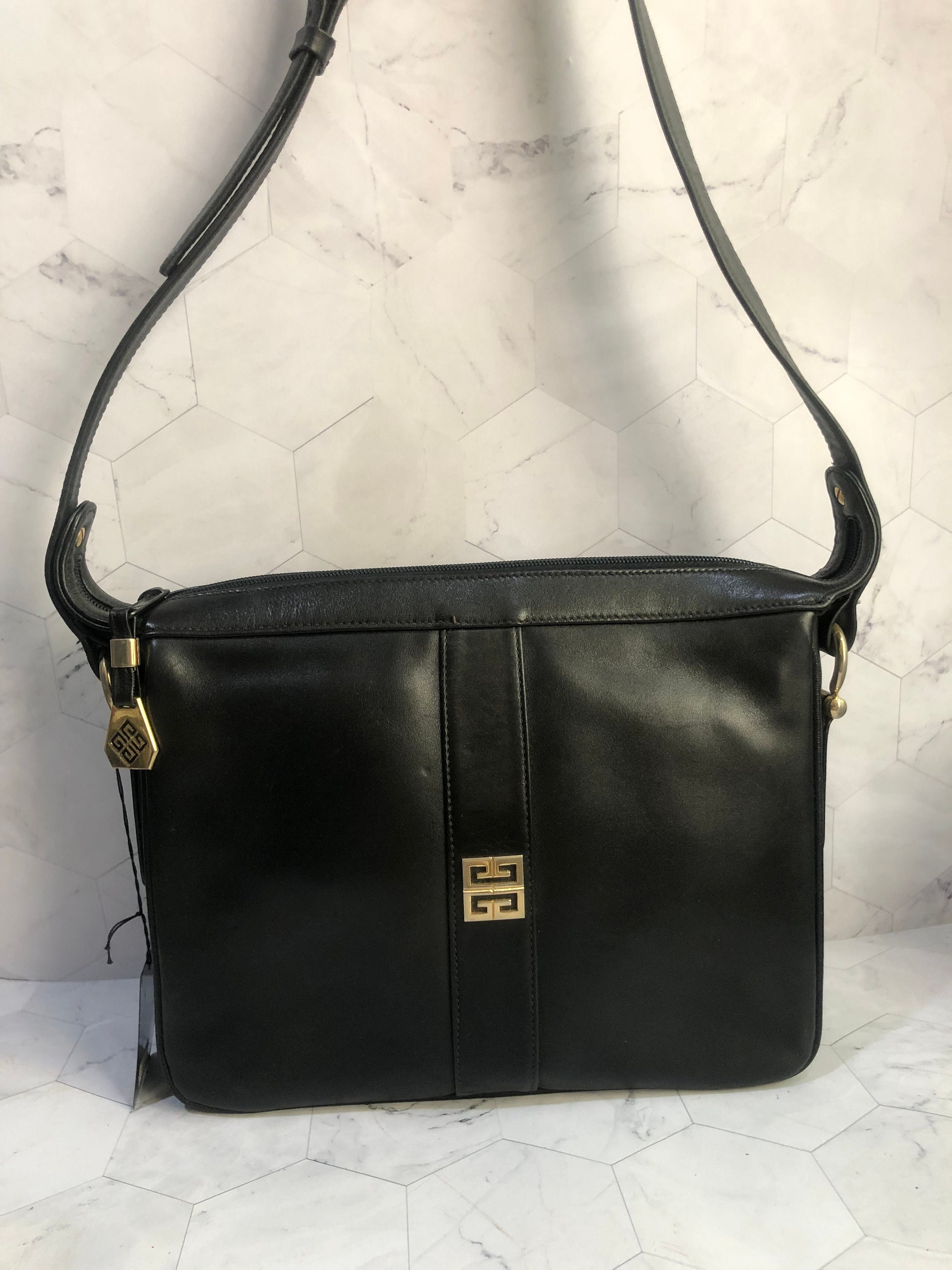 Givenchy Sac Vintage Black Leather Shoulder Bag - Etsy