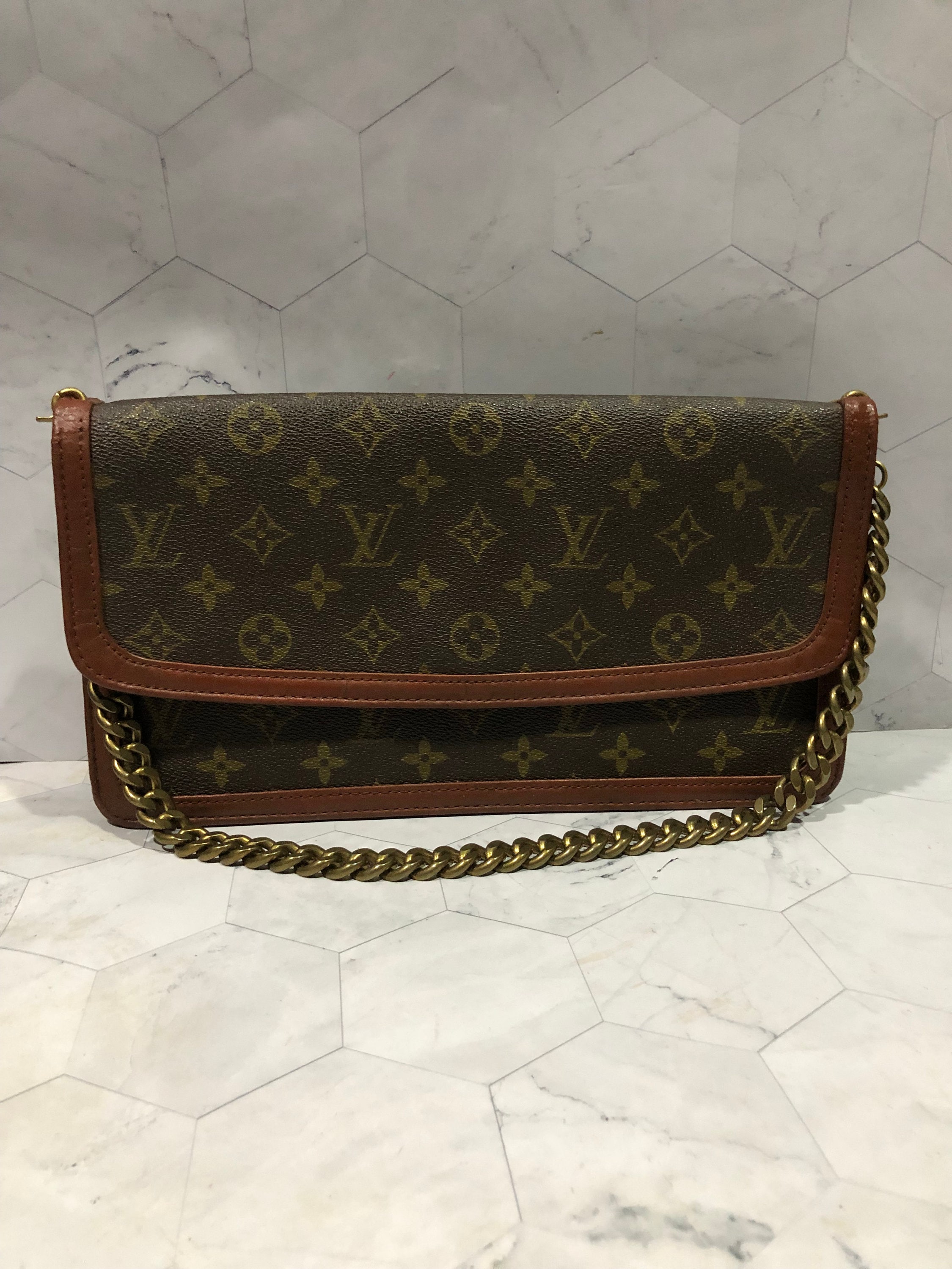 LOUIS VUITTON Limited Edition Tweedy Flap – Comptoir Vintage