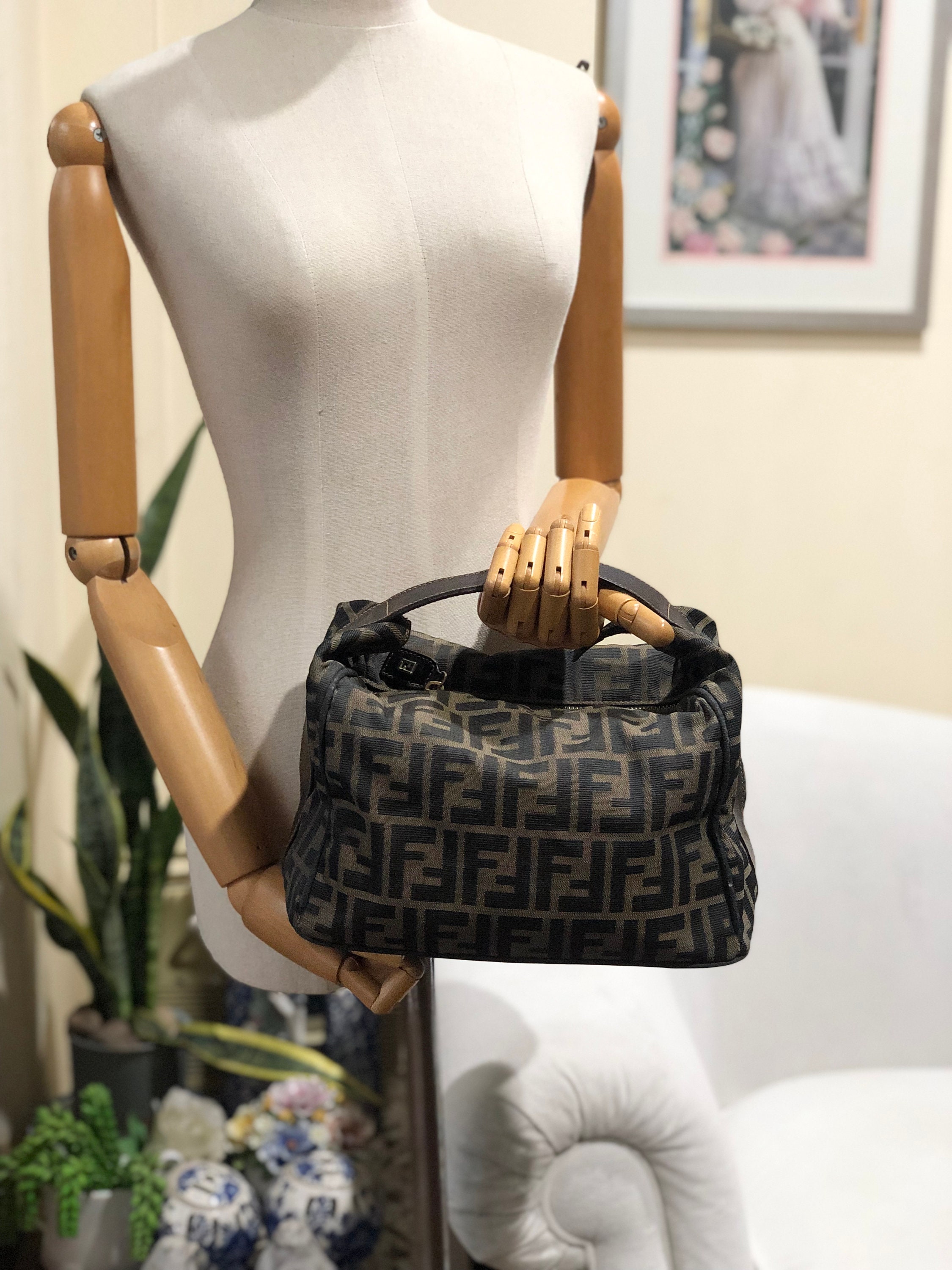 Authentic FENDI Black Brown FF Woven Patent Leather Large Shoulder