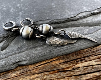 Srebrne kolczyki oksydowane, wiszące kolczyki ze srebra, artystyczne kolczyki, awangardowe kolczyki handmade, lekkie kolczyki skrzydła