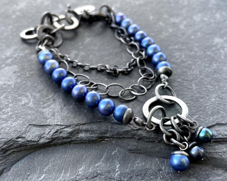 Bracelet argenté avec perles naturelles, bracelet bohème oxydé, bracelet unique avec minéraux, bracelet délicat pour femme image 1