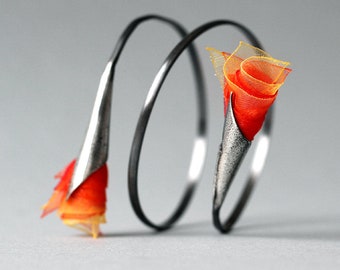 Flower bracelet for summer, sterling oxidized elven jewelry silk and silver avant garde bracelet for orange bride, modern bracelet statement
