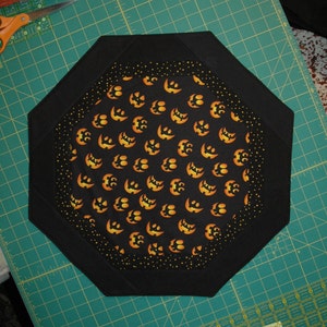 Jack o Lanter Faces Table Topper
