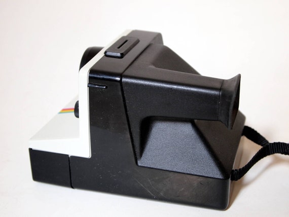 White Polaroid 1000 Land Camera - Main Image