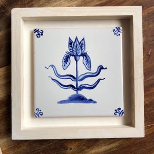 Hand painted Tile Flower/ portuguese azulejo stylized flower