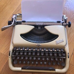 Groma Kolibri タイプライター アンティーク【ケース付き】 Groma Kolibri - Etsy