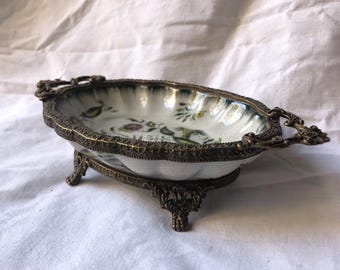 WL 1895 Wong Lee Crackled Porcelain Lidded Bowl With Bronze
