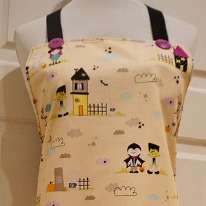 Halloween Apron, Riley Blake Fabric Apron, Halloween Kitchen Apron