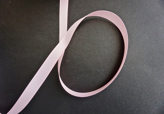 Pink Grosgrain Ribbon 5 8 Inch Ribbon 10 Yards Ribbon 11 Cents Per Yard Pink Grosgrain Ribbon 5 8 Inch Ribbon 10 Yards Ribbon 11 Cents Per Yard