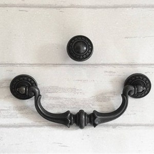 picture 5 1/2 Inch Drawer Pulls usd