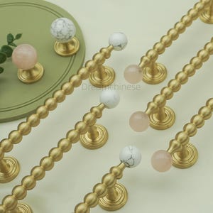 Tirador o pomo de cajón de piedra de cristal: Tirador de gabinete con diseño de cuentas de latón, herrajes de cocina