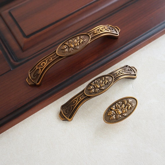 3.75''5'' Antique Brass Drawer Pulls Knobs Etsy