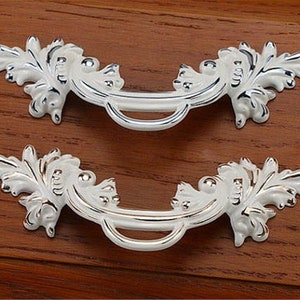 2.5" Shabby Chic Drawer Pulls Handles Dresser Pull Ivory White Gold Silver Rustic Kitchen Cabinet Handle Door Knobs Pull French Country 64mm