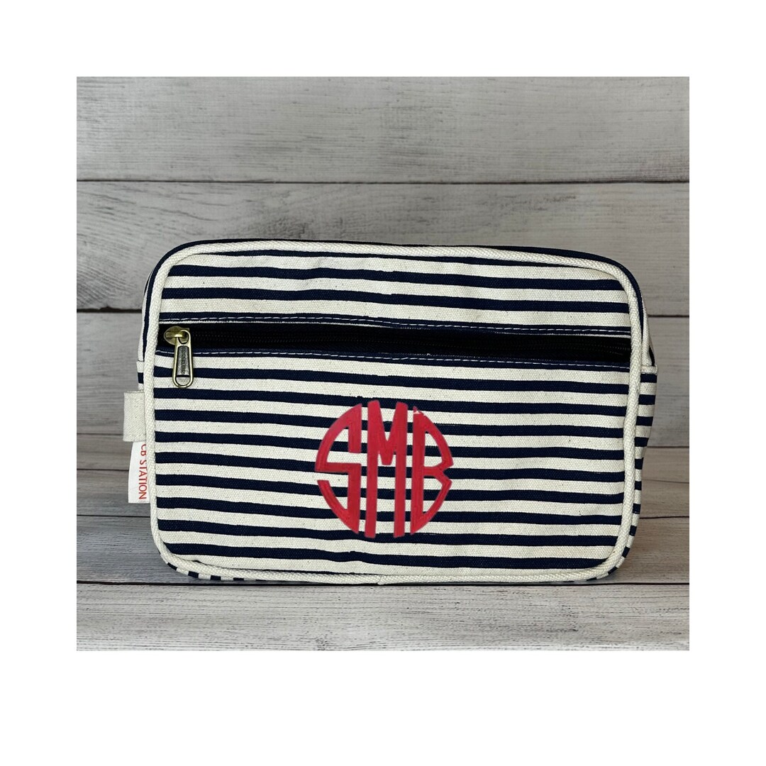 Personalized Toiletry Bag for Women Travel Makeup Case Etsy UK