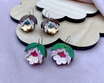 PRE-ORDER: Nell Retro Flower Drop Earrings | Laser Cut Floral Earrings