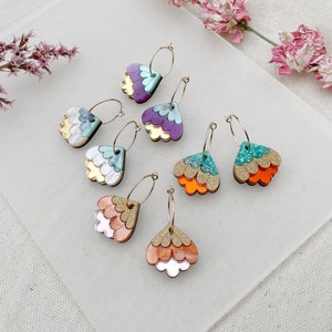 Crocus Mini Hoop Earrings Retro Flower Hoops Laser Cut Floral Jewellery image 1