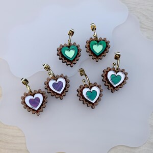Engraved Wood Mini Wiggle Heart Hoop Earrings | Green Pink Marble
