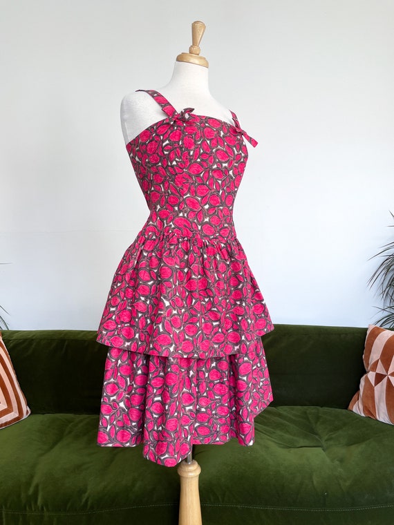 Vintage 1960s 'Wendy' tiered cerise abstract flor… - image 3