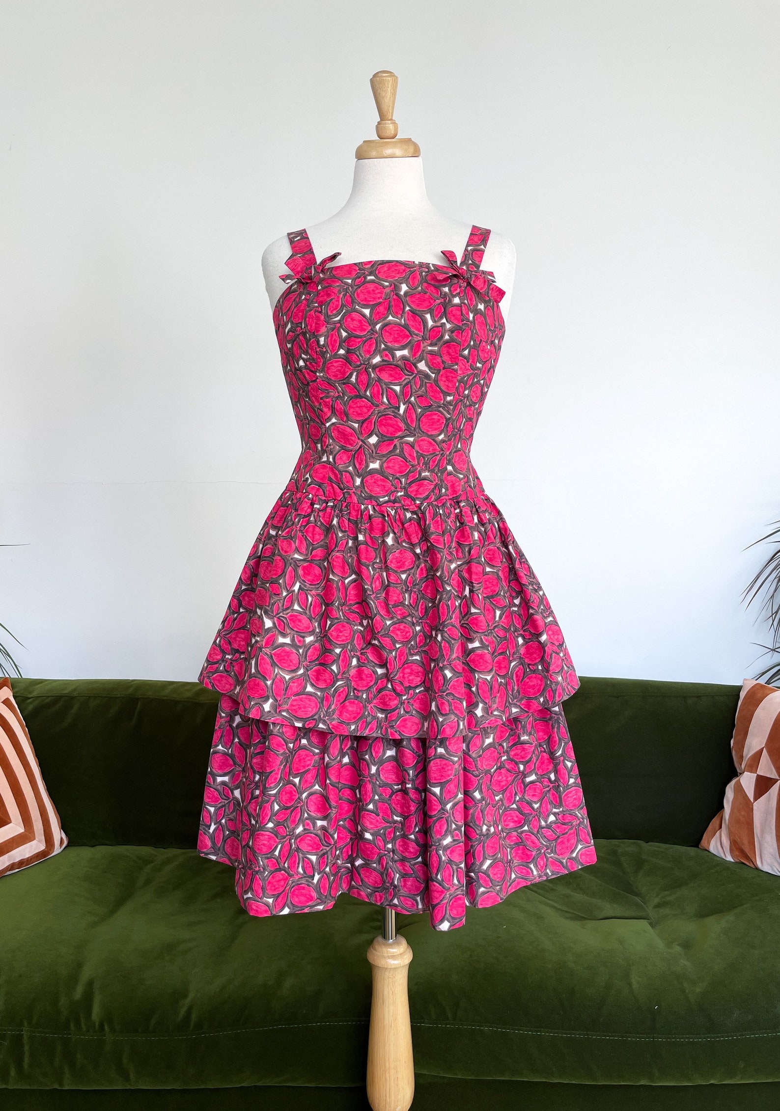 Vintage 1960s 'wendy' Tiered Cerise Abstract Floral - Etsy