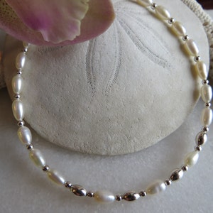 Freshwater Pearl Bracelet, Pearl Bracelet, June Birthstone Bracelet, 30th Wedding Anniversary Bracelet, Delicate Sterling Silver Bracelet
