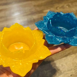 CUSTOM COLOR Resin Lotus Flower Candle Holders, Assorted Colors, Resin Acrylic Handmade, Home Decor, Tea Lights, Gift, Wedding Favors image 4