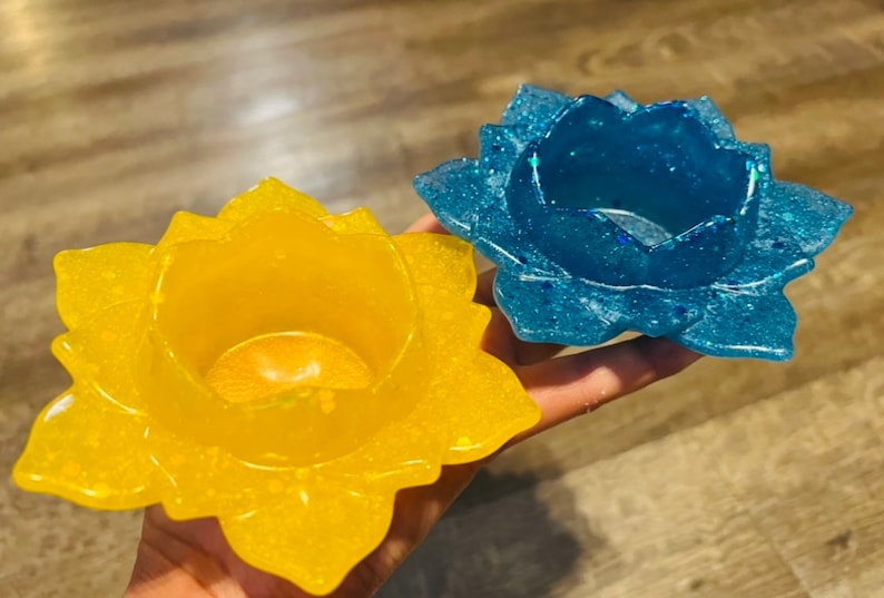 CUSTOM COLOR Resin Lotus Flower Candle Holders, Assorted Colors, Resin Acrylic Handmade, Home Decor, Tea Lights, Gift, Wedding Favors image 4